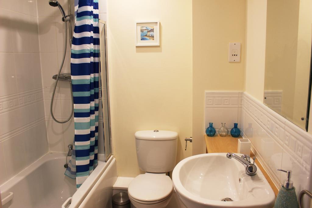 קאסל דונינגטון Glover Apartment מראה חיצוני תמונה